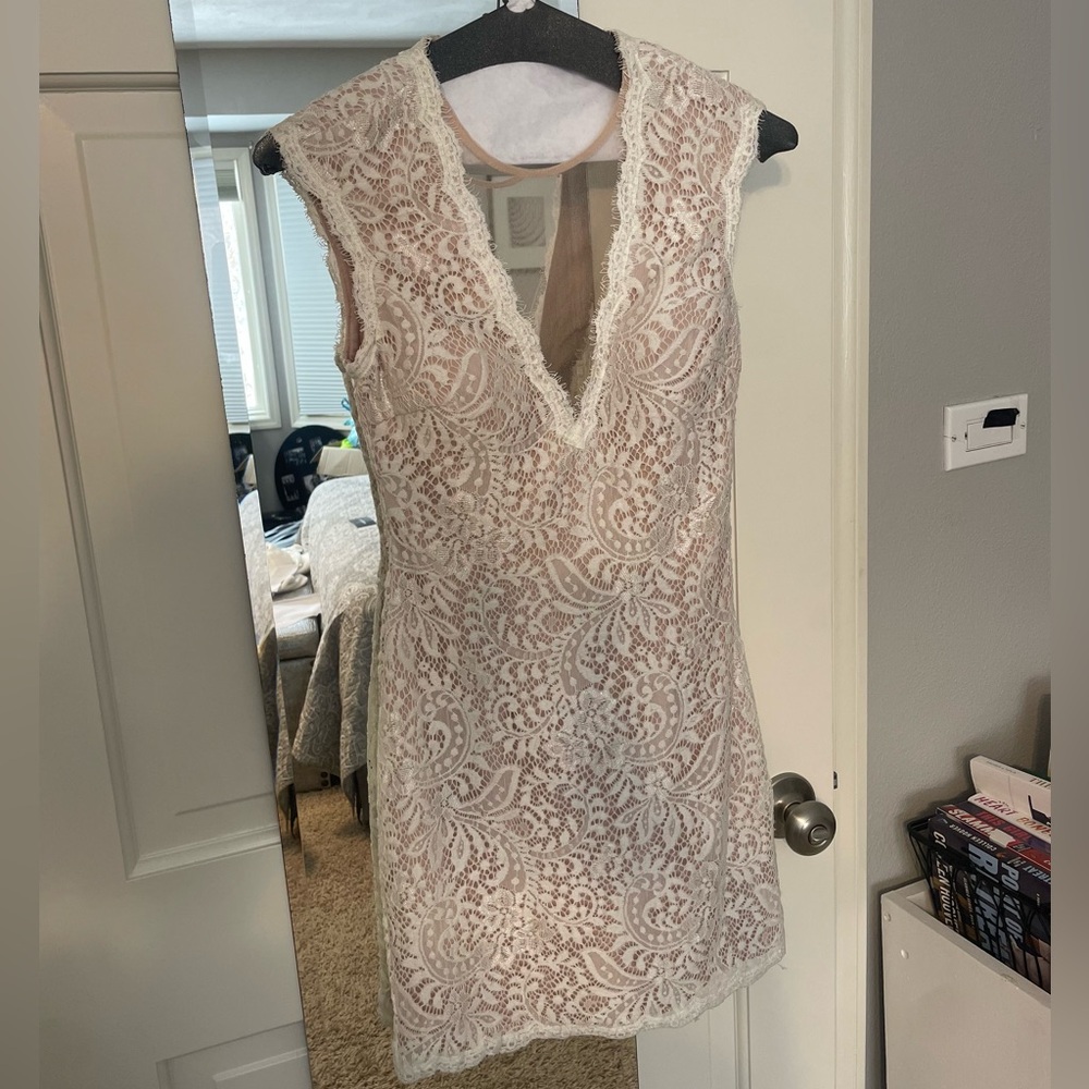 Betsy & Adam Off-White Lace Dress